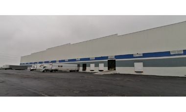NAVE EN RENTA EN SALINAS VICTORIA FACIL ACCESO A CARRETERA LAREDO HZ