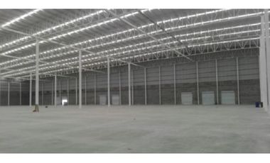 NAVE EN RENTA EN SALINAS VICTORIA FACIL ACCESO A CARRETERA LAREDO HZ