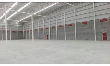 NAVE EN RENTA EN SALINAS VICTORIA FACIL ACCESO A CARRETERA LAREDO HZ
