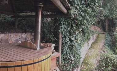 Se vende casa tipo sureño a orilla Laguna Aculeo