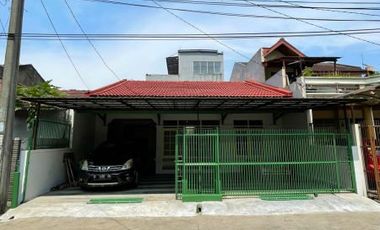 Di Sewakan Rumah Siap Huni 4 Kamar di Taman Holis Indah Bandung