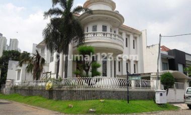Dijual Rumah 2 Lantai Siap Huni Di Komplek Villa Valencia, Surabaya