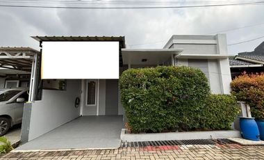 Rumah Hadap Selatan 11 Menit ke CIPLAZ Depok SHM Siap KPR J-45086