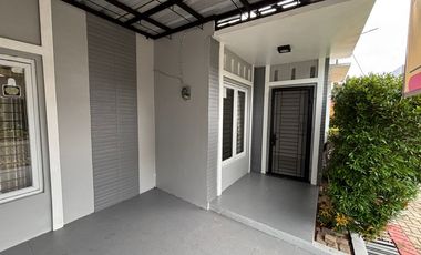 Rumah Hadap Selatan 11 Menit ke CIPLAZ Depok SHM Siap KPR J-45086