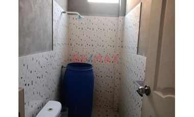 Venta De Casa Como Terreno En Ancón