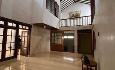 Rumah 2 Lantai Sangat Strategis Siap Huni di Sayap Pasteur Cimahi Utara