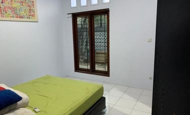 Disewakan Rumah di Komp. Kehakiman, Utan Kayu Matraman - Jakarta Timur