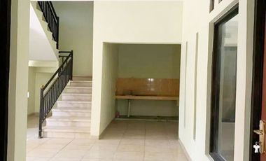 Rumah Dijual Dekat Mall Solo Square, Kampus UMS Solo