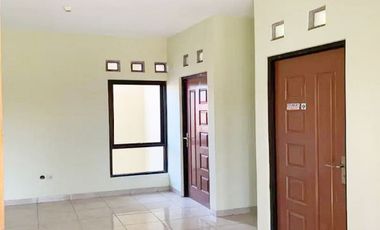 Rumah Dijual Dekat Mall Solo Square, Kampus UMS Solo