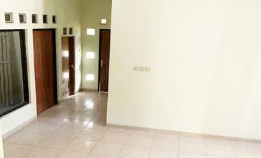 Rumah Dijual Dekat Mall Solo Square, Kampus UMS Solo