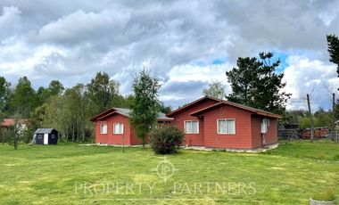 Linda Casa con cabañas a minutos del centro de Villarrica