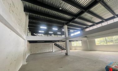 bodega en arriendo/venta en alto de la virgen. Cod A6244