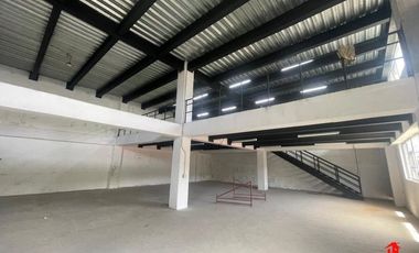 bodega en arriendo/venta en alto de la virgen. Cod A6244