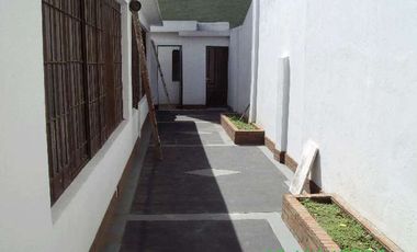 Casa PH en venta en Ramos Mejia Sur