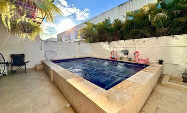 casa en venta en ricaurte. Cod V1913