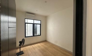 Rumah LB 200 Hadap Utara SHM 7 Menit ke RS Sari Asih Ciputat J-45618