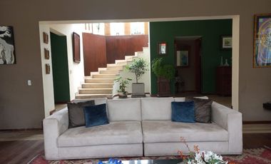 Venta de Hermosa Casa en la Encantada de Villa Chorrillos