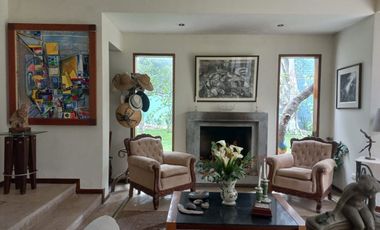 Venta de Hermosa Casa en la Encantada de Villa Chorrillos