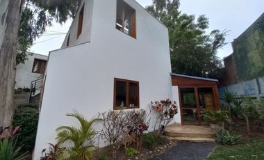 Venta de Hermosa Casa en la Encantada de Villa Chorrillos