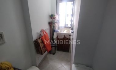 apartamento en venta en laureles. Cod V55220