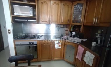 apartamento en venta en laureles. Cod V55220