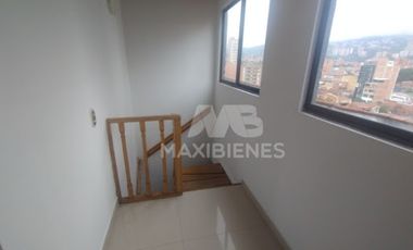 apartamento en venta en laureles. Cod V55220