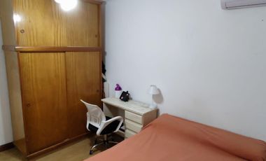 Casa de 3 ambientes en  Villa Sarmiento