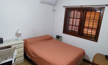 Casa de 3 ambientes en  Villa Sarmiento