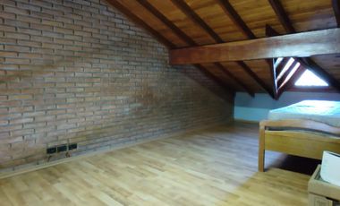 Casa de 3 ambientes en  Villa Sarmiento