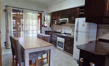 Casa de 3 ambientes en  Villa Sarmiento
