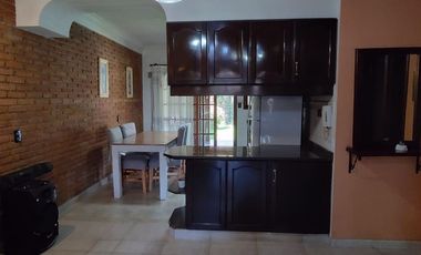 Casa de 3 ambientes en  Villa Sarmiento