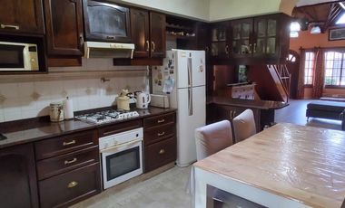 Casa de 3 ambientes en  Villa Sarmiento