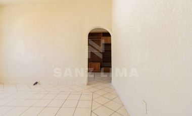 CENTRO: Excelente propiedad para negocio o habitación.