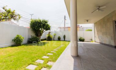 CENTRO: Excelente propiedad para negocio o habitación.