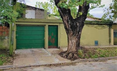 Casa en venta en Florencio Varela Oeste