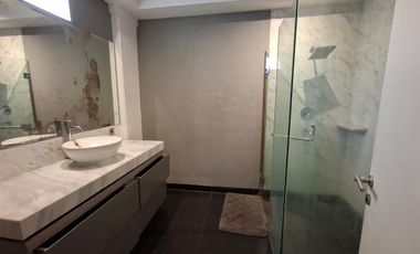 Dijual dan/atau Disewakan Rumah Bagus Ozone Residence Dalam Cluster Ada Club House di Bintaro Pesanggrahan