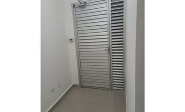 Se Alquilan 5 Oficinas Cinta Costera Amobladas desde 58 Mts $1,500,oo