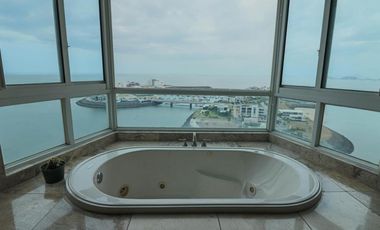 Exclusiva y lujosa unidad en venta en Venetian Tower, Punta Pacífica