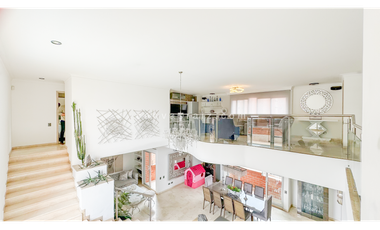 Penthouse con Piscina Privada Sector Laureles