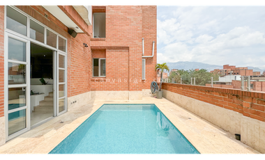 Penthouse con Piscina Privada Sector Laureles