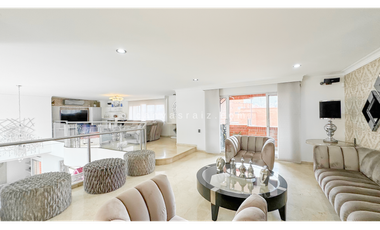 Penthouse con Piscina Privada Sector Laureles