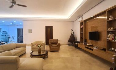RUMAH at Jl SEKOLAH DUTA, PONDOK INDAH (ASRI dgn TAMAN)