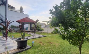 RUMAH at Jl SEKOLAH DUTA, PONDOK INDAH (ASRI dgn TAMAN)