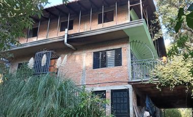 AMPLIO TERRENO CON CABAÑA EN VENTA EN LA ZONA DE MAZAMITLA VALLE DE JUAREZ JAL