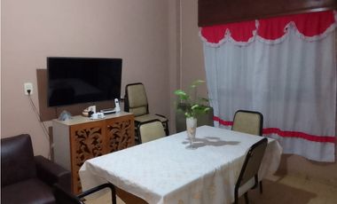 CANADA 5455 entre Rucci y Tokyo