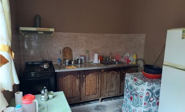 CANADA 5455 entre Rucci y Tokyo