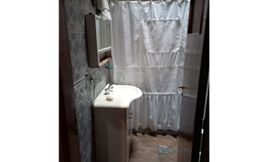 CANADA 5455 entre Rucci y Tokyo