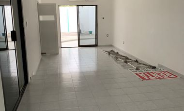 Casa en RENTA para CLINICA en Col. Ricardo Flores Magon, Veracruz.