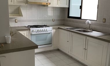 Casa en RENTA para CLINICA en Col. Ricardo Flores Magon, Veracruz.