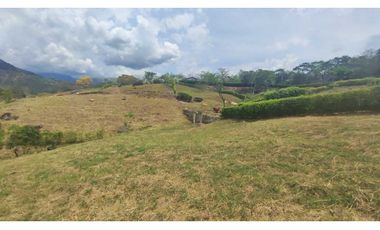 Lote de 1500 M2 en 160 mill en La Mesa Cund, a 12 del parque principa